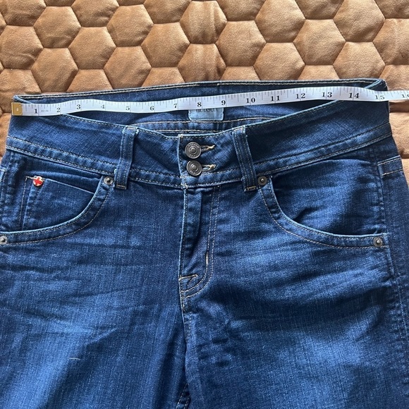 𝅺hudson denim jeans in dark blue color - straight to flare leg with frayed edge - Picture 7 of 7